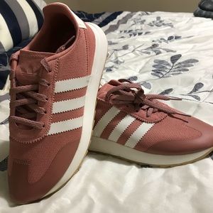 Adidas tennis shoes never worn